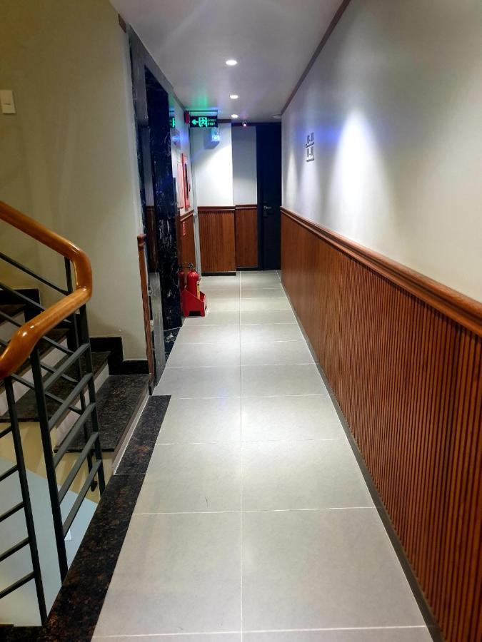 Reddoorz Premium Cloud 9 An Nhon Hotel Ho Chi Minh City Exterior photo