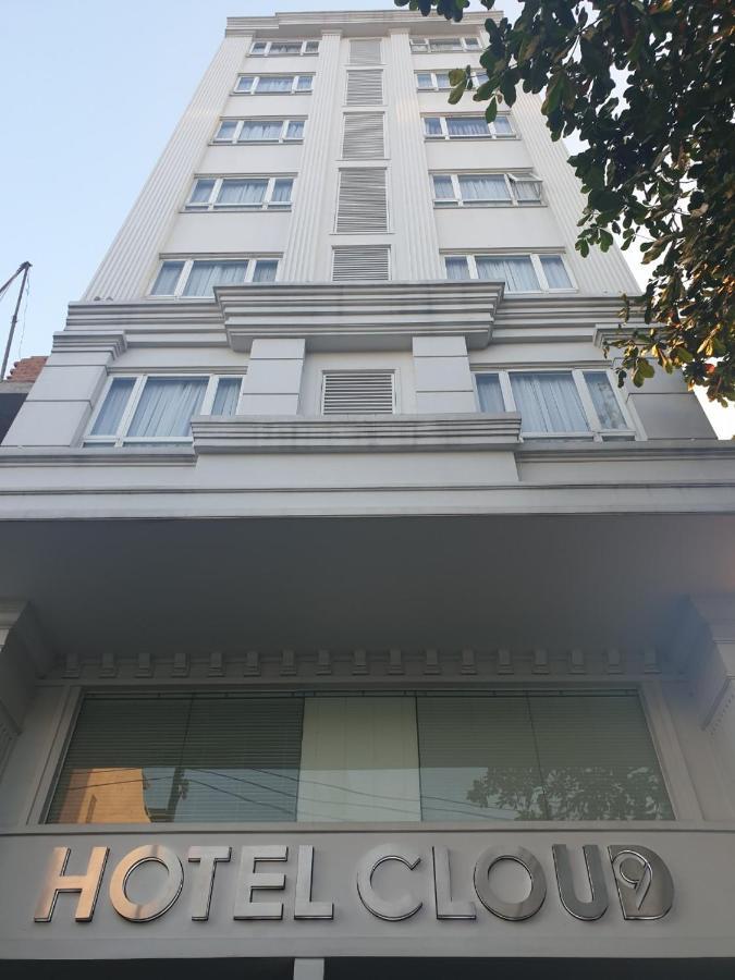 Reddoorz Premium Cloud 9 An Nhon Hotel Ho Chi Minh City Exterior photo